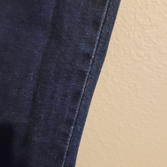 GJG Denim Distressed Jeans - Picture 12 of 16